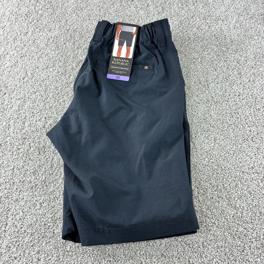 NWT Banana Republic‎ Mens 30 Comfort Flat Front Shorts Stretch Wicking Uniform